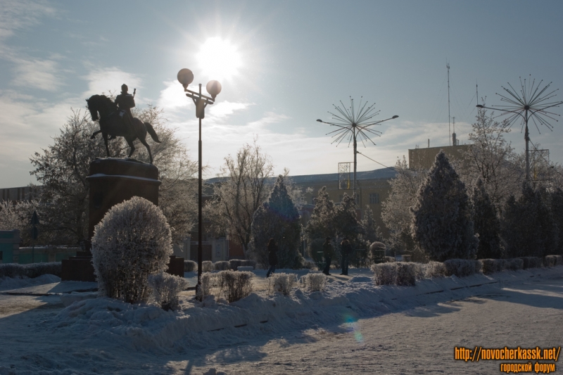 Новочеркасск: Памятник Платову на коне, проспект Платовский