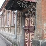 Крыльцо дома, Пушкинская, 98