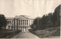 НПИ. Главный. Вид с ул. Орджоникидзе. 1937 год