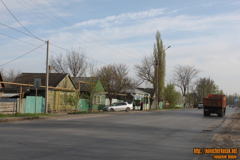 Новочеркасск: Улица Гагарина от дома 33А