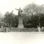 Памятник Ленину на Платовском проспекте