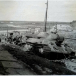 Подбитый танк на спуске Герцена. Фотография времен оккупации