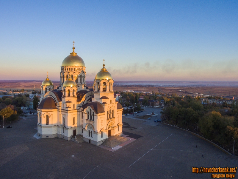Новочеркасск: Собор на закате