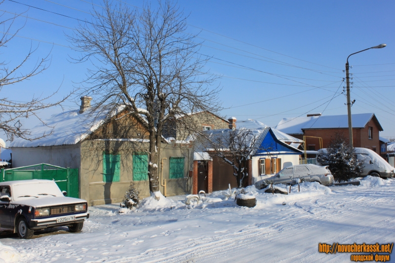 Новочеркасск: Улица Щорса, 118-116