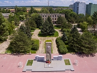 Мемориальный комплекс на улице Мелиховской (пос. Донской)