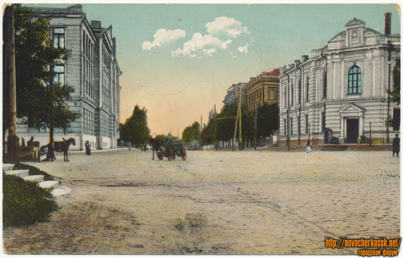 Новочеркасск: «Судебная палата и музей». Пересечение Атаманской и Платовского